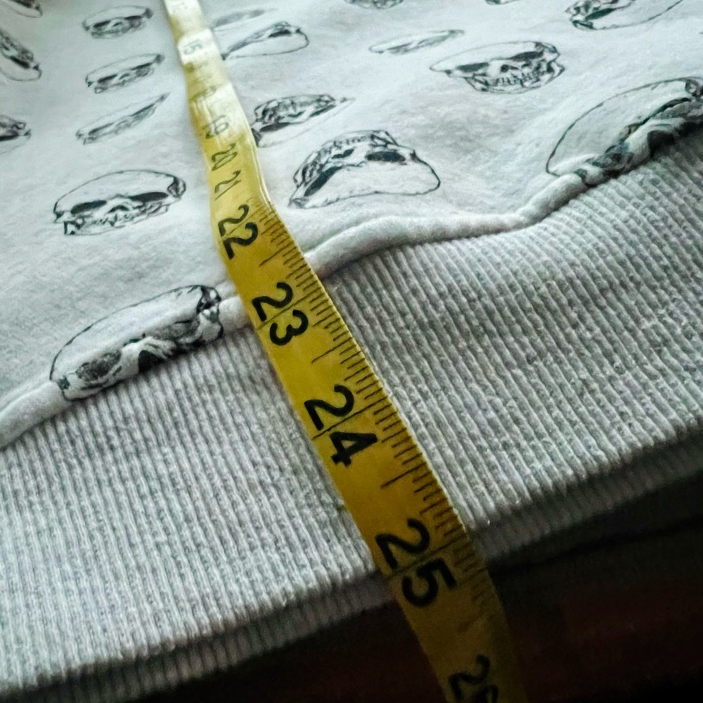 Women’s Jogger Lounging Set, Heather Gray with Skull Print, Cotton Blend, Sz-XL - Picture 6 of 13